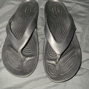 CROCS Black Flip Flop Sandals
